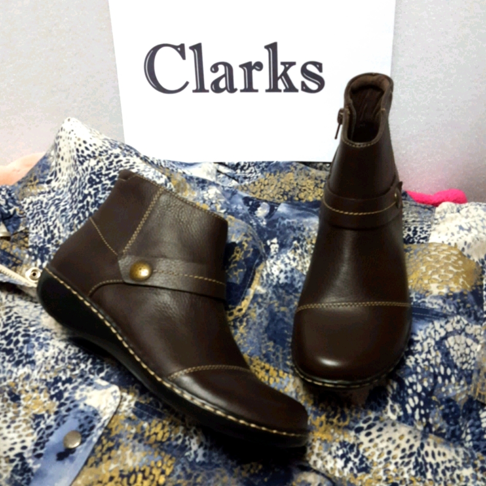 NWOT Women's Clarks leather brown shoes 7.5 - Picture 1 of 9